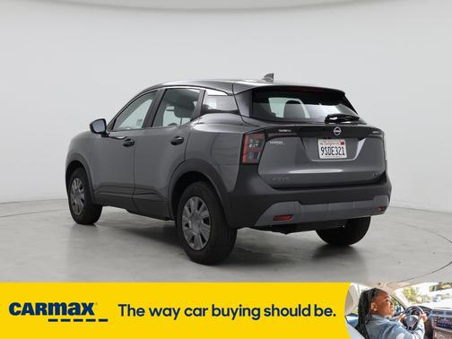 2025 Nissan Kicks S
