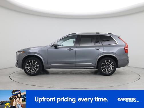 2018 Volvo XC90 T6 Momentum