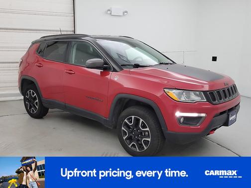 Red 2019 Jeep Compass Trailhawk