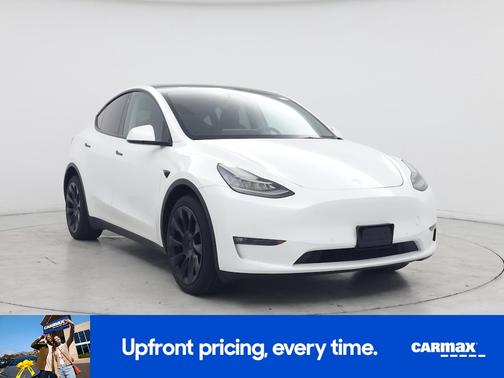 White 2022 Tesla Model Y Long Range