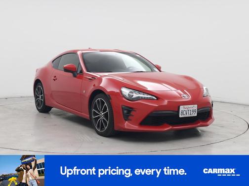 Red 2017 Toyota 86