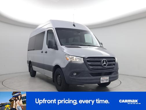 Gray 2022 Mercedes-Benz Sprinter 2500
