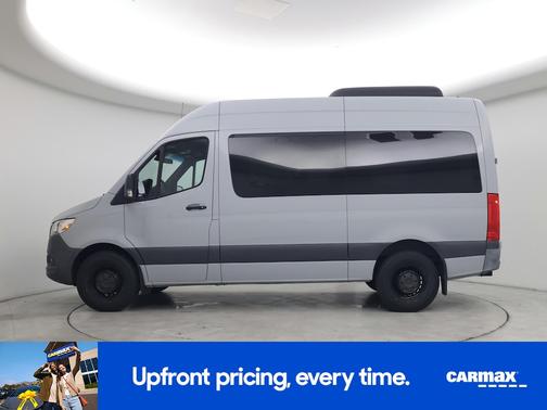 Gray 2022 Mercedes-Benz Sprinter 2500