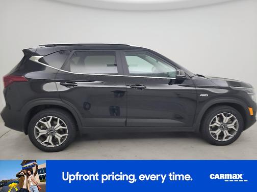2022 Kia Seltos EX