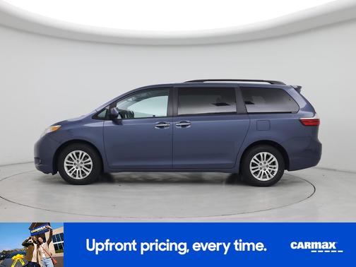 2017 Toyota Sienna XLE