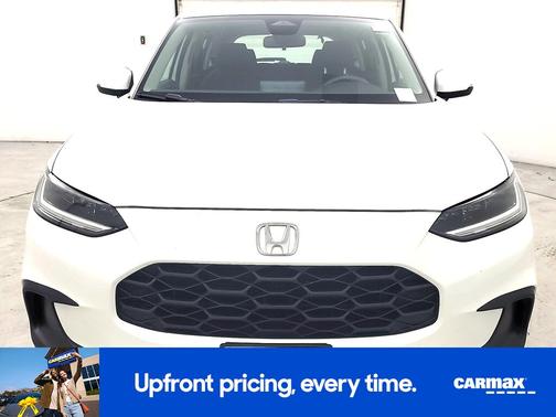White 2024 Honda HR-V LX