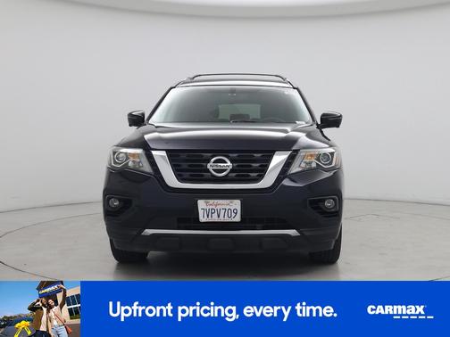 2017 Nissan Pathfinder Platinum