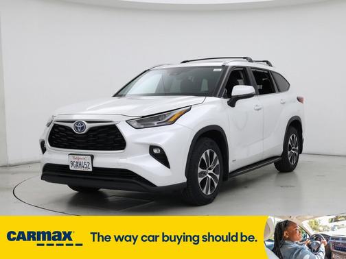 2023 Toyota Highlander Hybrid XLE