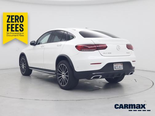 White 2022 Mercedes-Benz GLC 300