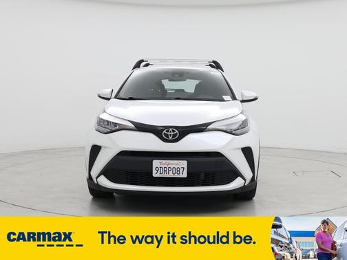2022 Toyota C-HR XLE