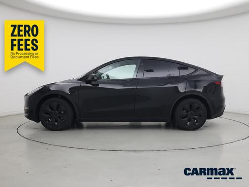 Black 2025 Tesla Model Y Long Range