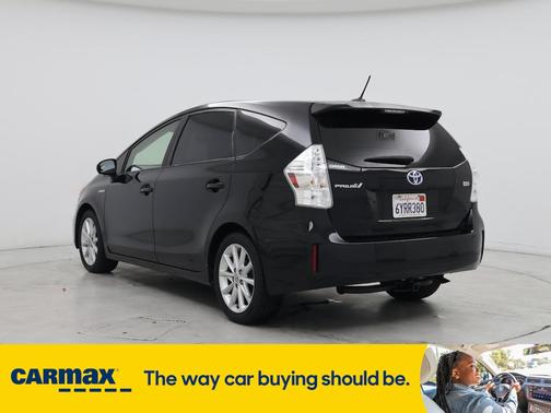 2013 Toyota Prius v Five