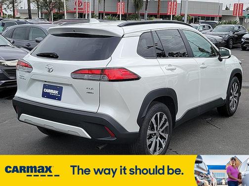 2023 Toyota Corolla Cross XLE