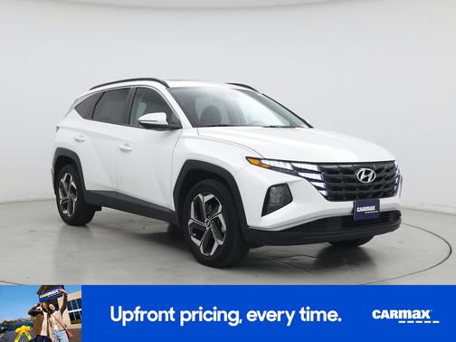 White 2023 Hyundai TUCSON SEL