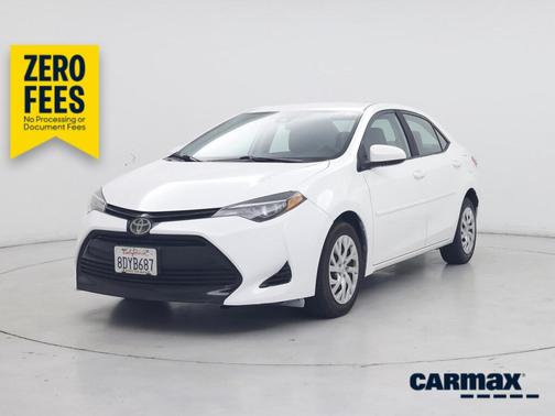 White 2018 Toyota Corolla LE