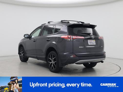 2017 Toyota RAV4 SE