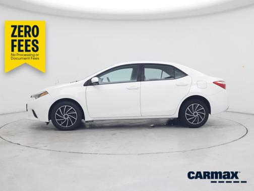 White 2016 Toyota Corolla LE