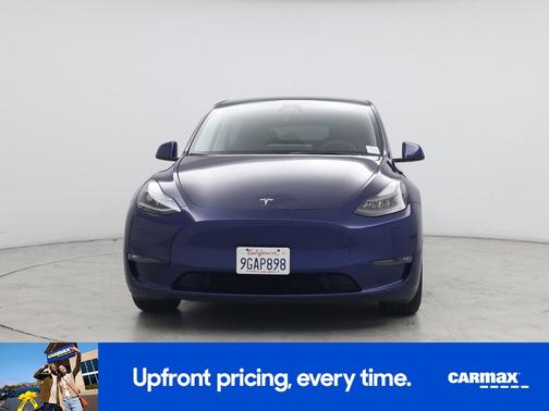 Blue 2023 Tesla Model Y Performance