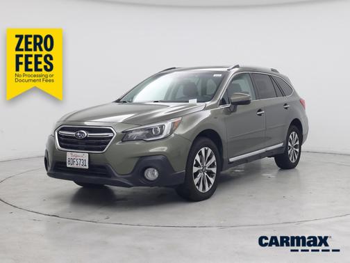 Green 2018 Subaru Outback 3.6R Touring