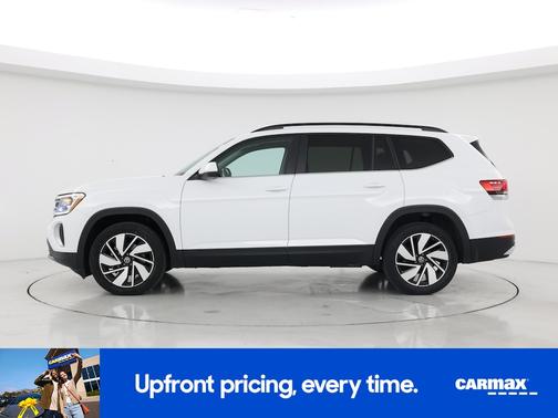 White 2024 Volkswagen Atlas SE w/Tech