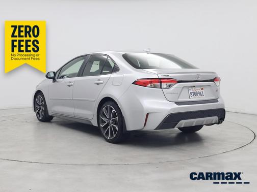 Silver 2022 Toyota Corolla SE