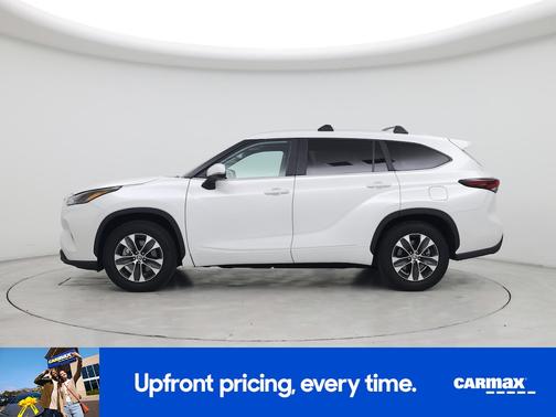 2025 Toyota Highlander XLE