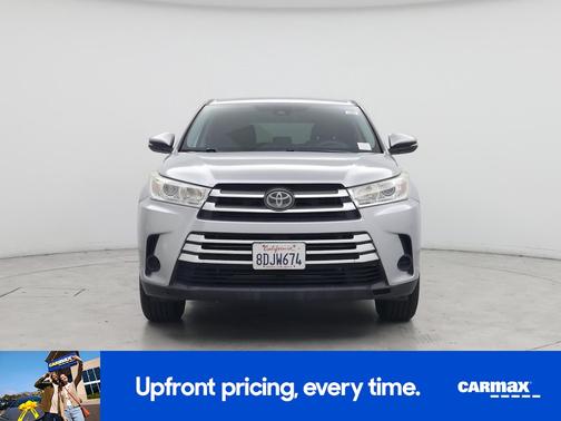 Silver 2018 Toyota Highlander LE
