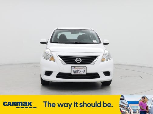 2014 Nissan Versa SV