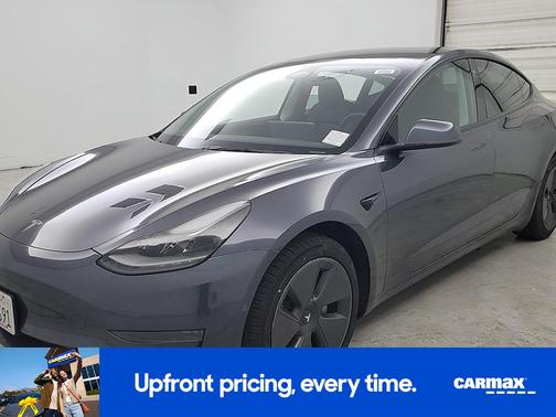 Gray 2022 Tesla Model 3