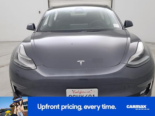 Gray 2022 Tesla Model 3