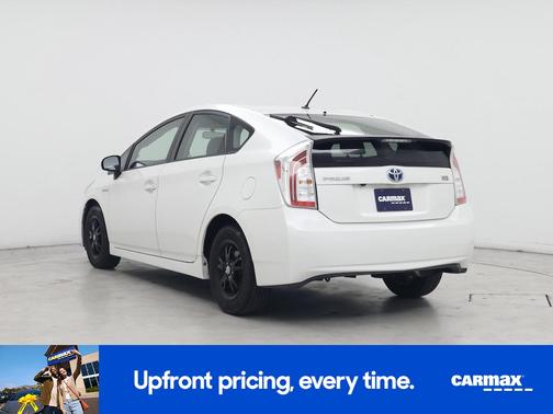 White 2015 Toyota Prius Two