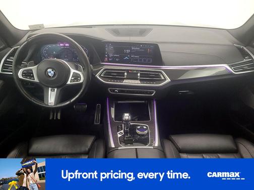 Gray 2022 BMW X5 M50i