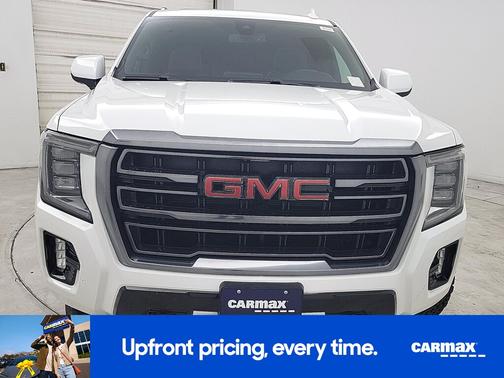 White 2022 GMC Yukon AT4