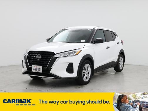 2023 Nissan Kicks S