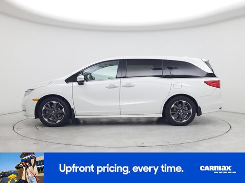 White 2023 Honda Odyssey Elite