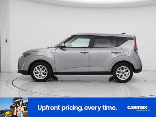 Gray 2025 Kia Soul S