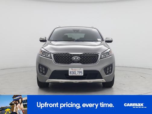 Silver 2017 Kia Sorento SX