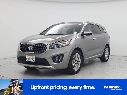 Silver 2017 Kia Sorento SX