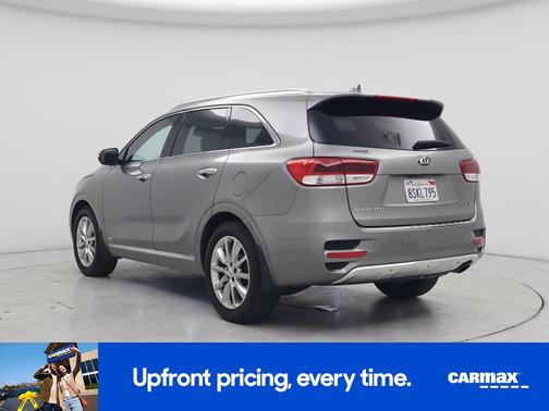 Silver 2017 Kia Sorento SX