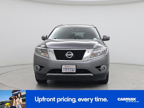 2016 Nissan Pathfinder SV