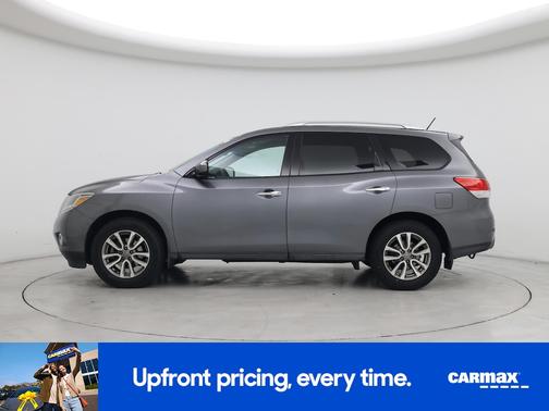 2016 Nissan Pathfinder SV