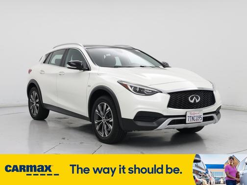 2019 INFINITI QX30 Luxe