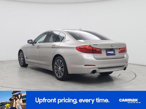 Gray 2019 BMW 530e iPerformance