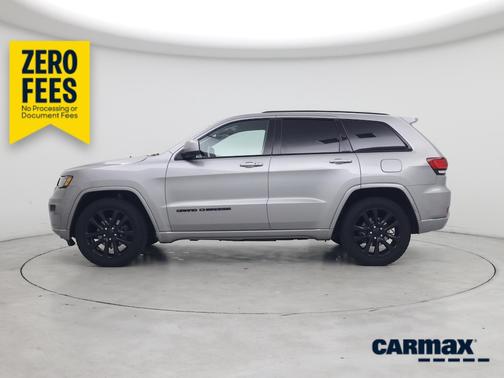 Silver 2018 Jeep Grand Cherokee Altitude
