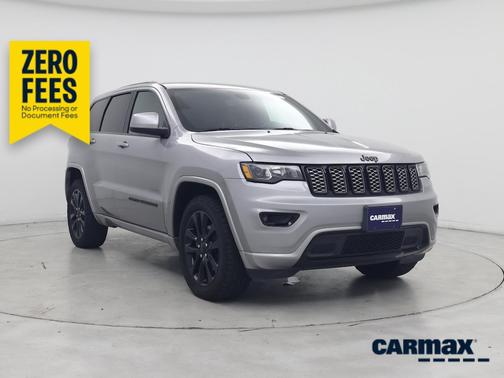 Silver 2018 Jeep Grand Cherokee Altitude