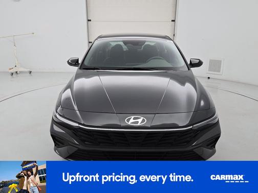 Gray 2025 Hyundai ELANTRA Limited
