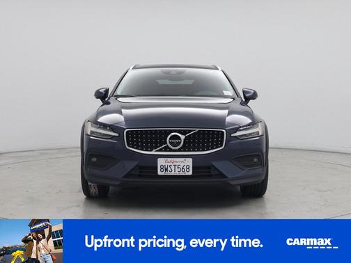 2021 Volvo V60 Cross Country T5
