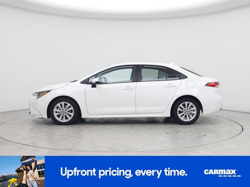 White 2024 Toyota Corolla LE