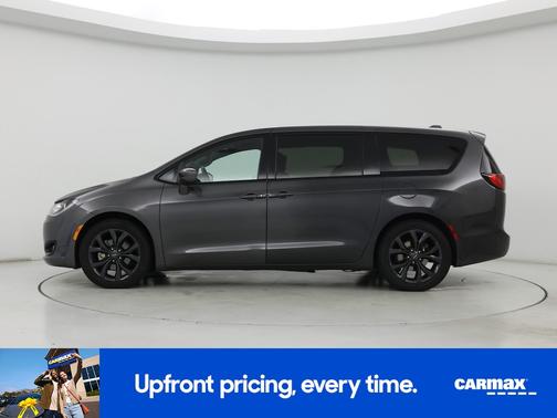 2020 Chrysler Pacifica Touring