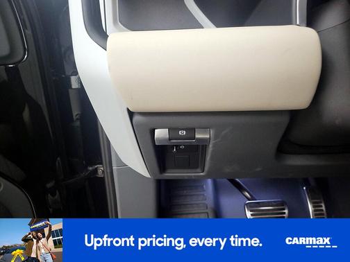 2022 Land Rover Defender 110 S